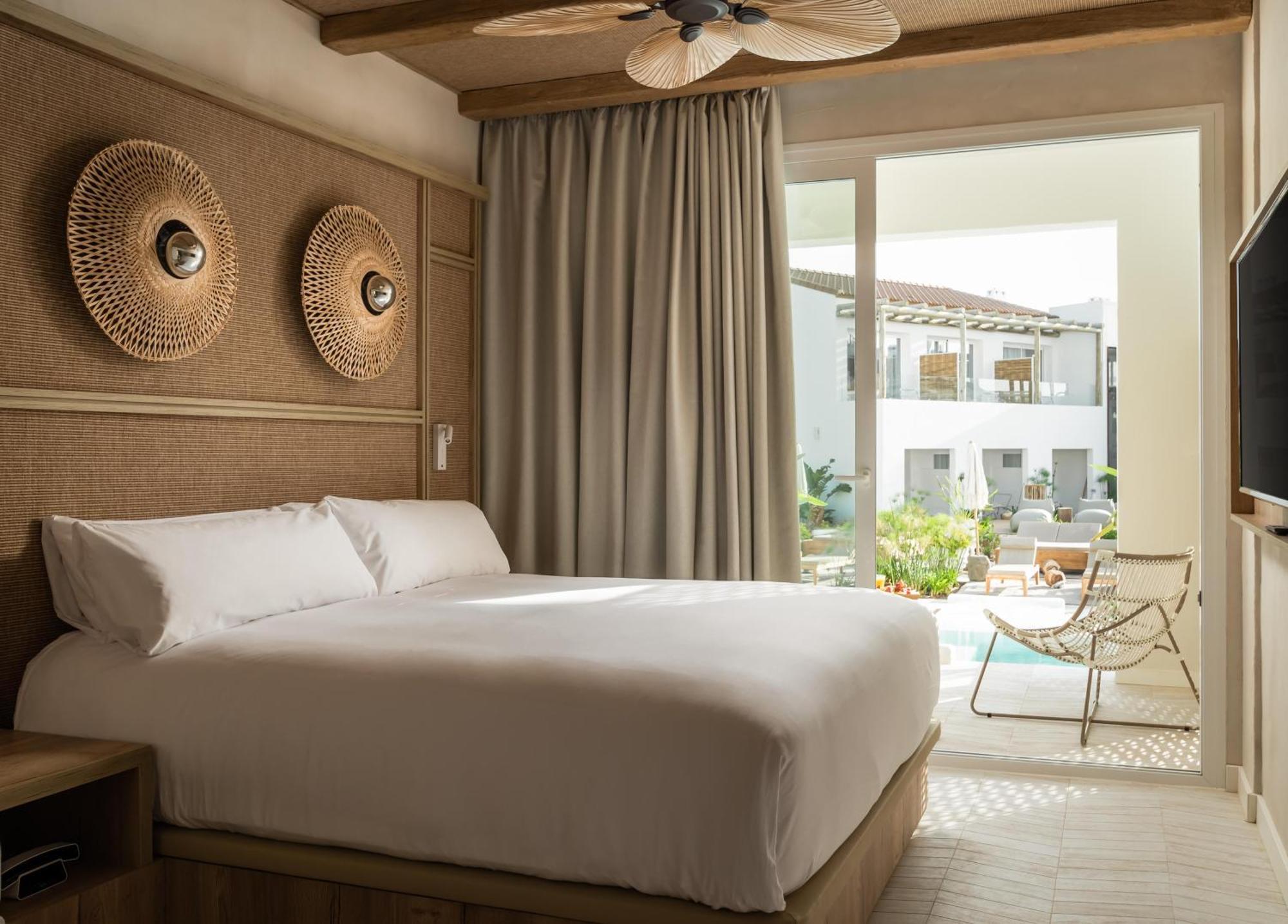 Lago Resort Menorca - Suites Del Lago Adults Only Cala'N Bosch  Exterior photo